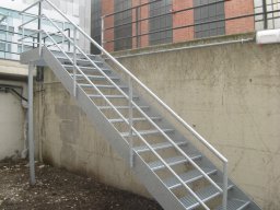 Aussentreppe gerade-056